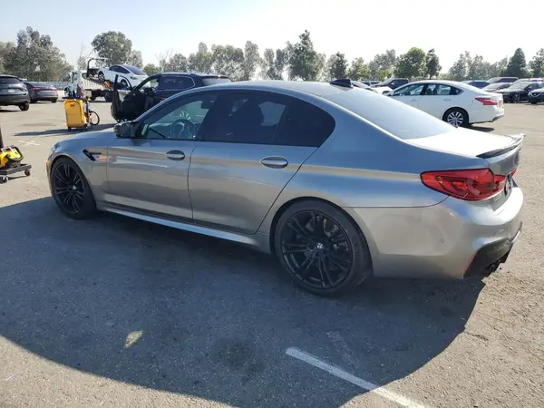 WBSJF0C57KB284589 2019 BMW M5 - Image 2