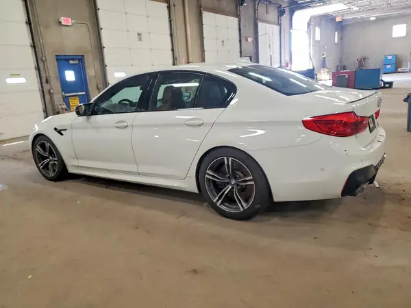 WBSJF0C57KB285807 2019 BMW M5 - Image 2