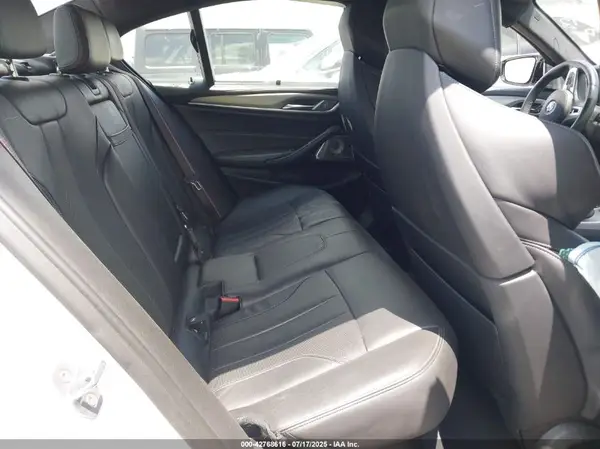 WBSJF0C57KB447208 2019 BMW M5 - Image 8