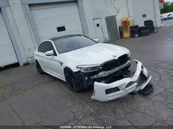 WBSJF0C58JB283613 2018 BMW M5