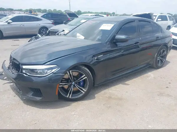 WBSJF0C58KB447623 2019 BMW M5 - Image 2