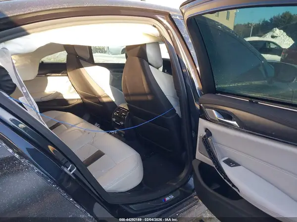 WBSJF0C58KB448044 2019 BMW M5 - Image 8