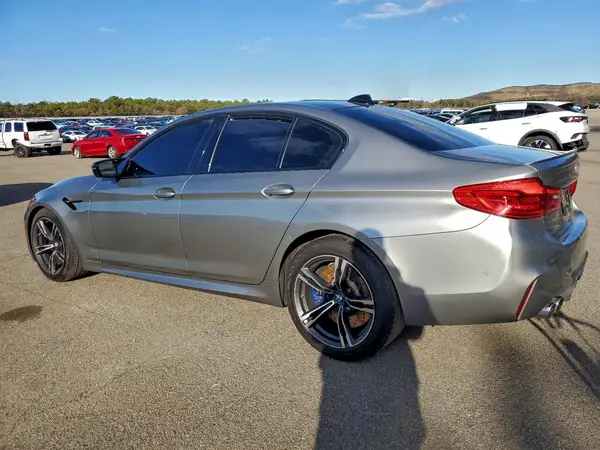 WBSJF0C59KB447081 2019 BMW M5 - Image 2