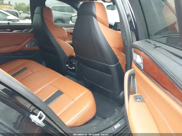 WBSJF0C5XJB282835 2018 BMW M5 - Image 8