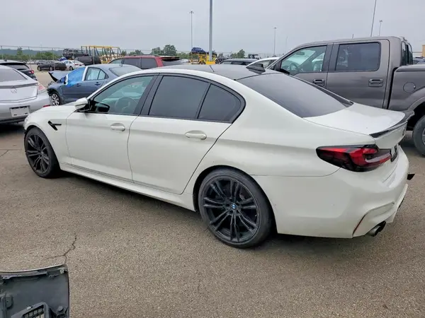 WBSJF0C5XKB284540 2019 BMW M5 - Image 2