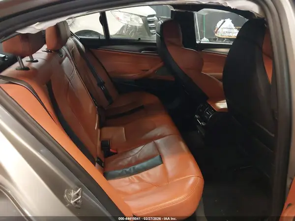 WBSJF0C5XKB285767 2019 BMW M5 - Image 8