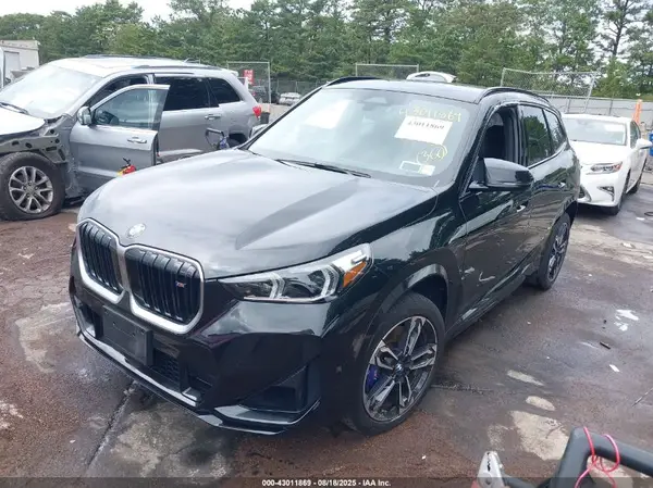 WBX13EF00R5Y20128 2024 BMW X1 - Image 2
