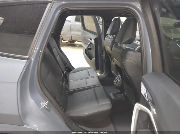 WBX13EF01R5X92758 2024 BMW X1 - Image 8