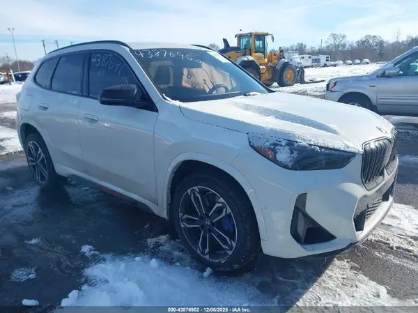 WBX13EF06R5Y12566 2024 BMW X1 - Image 1
