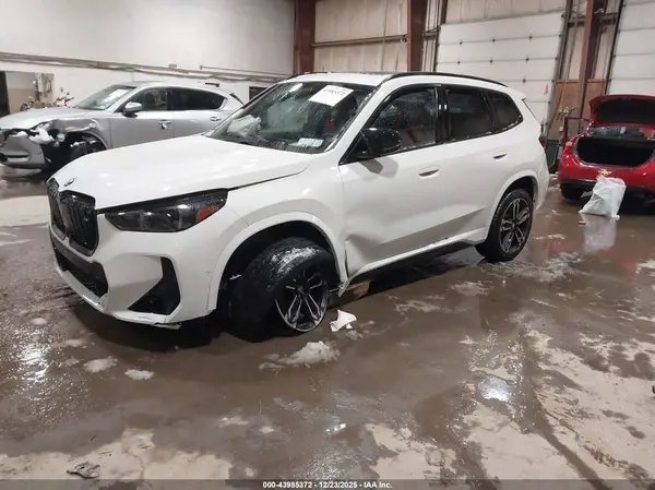 WBX13EF06T5435521 2026 BMW X1 - Image 2