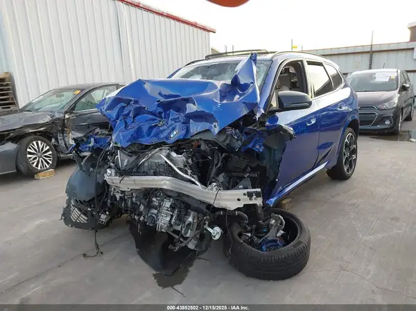 WBX13EF07S5351870 2025 BMW X1 - Image 2