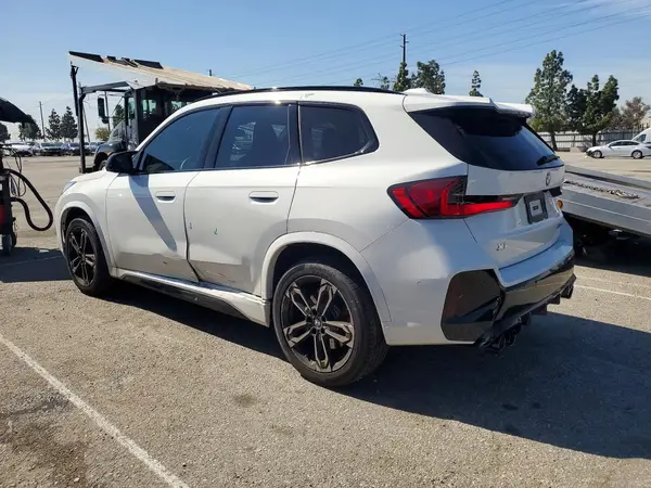 WBX13EF09S5341048 2025 BMW X1 - Image 2