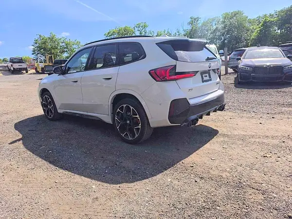 WBX13EF09T5562392 2026 BMW X1 - Image 2