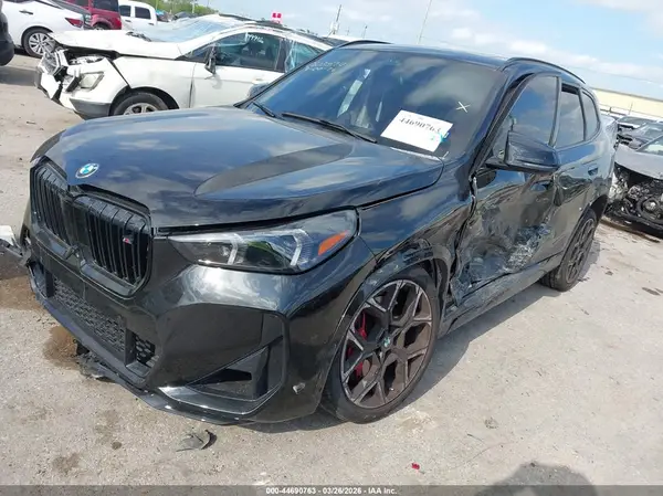 WBX13EF0XS5365049 2025 BMW X1 - Image 2
