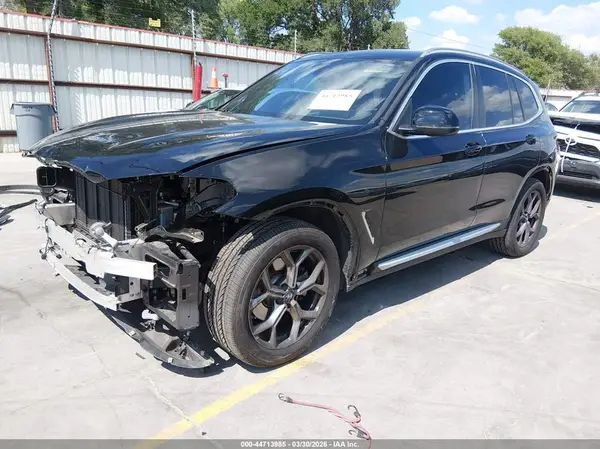 WBX47DP01NN183819 2022 BMW X3 - Image 2