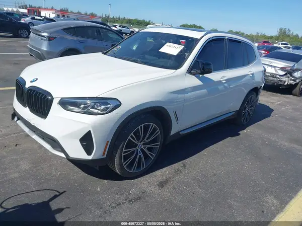 WBX47DP05NN165579 2022 BMW X3 - Image 2