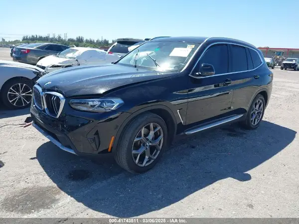WBX47DP08NN163017 2022 BMW X3 - Image 2
