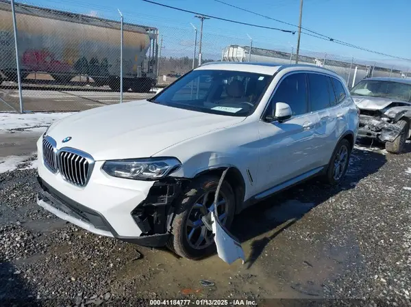 WBX57DP00NN157510 2022 BMW X3 - Image 2