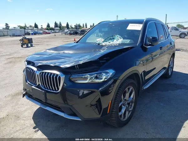 WBX57DP02NN167438 2022 BMW X3 - Image 2