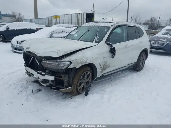 WBX57DP03RN292745 2024 BMW X3 - Image 2