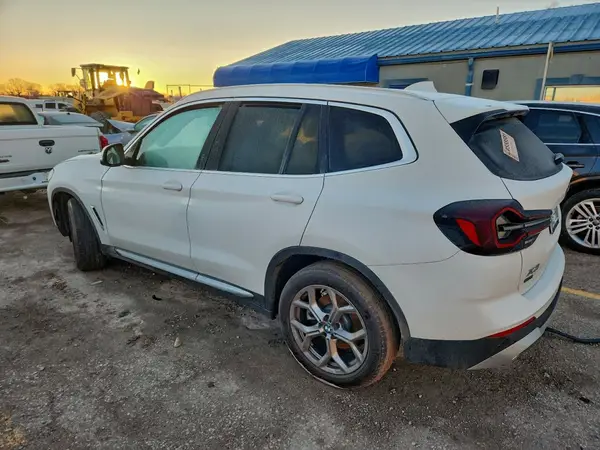 WBX57DP04NN134182 2022 BMW X3 - Image 2