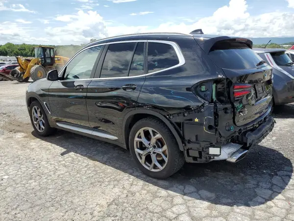 WBX57DP05NN182662 2022 BMW X3 - Image 2