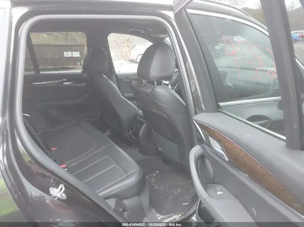 WBX57DP05NN185190 2022 BMW X3 - Image 8