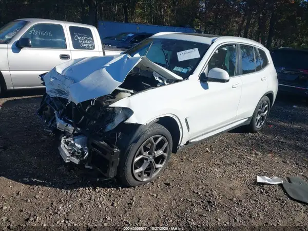 WBX57DP05PN246038 2023 BMW X3 - Image 2