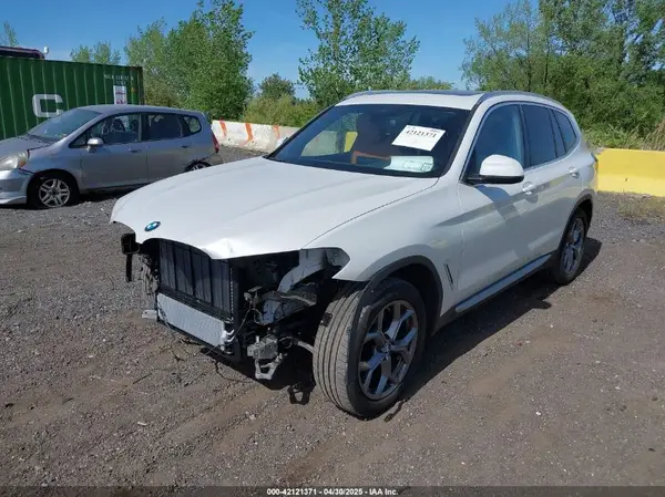 WBX57DP06NN172447 2022 BMW X3 - Image 2