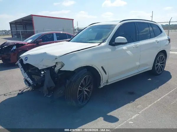WBX57DP06NN173243 2022 BMW X3 - Image 2
