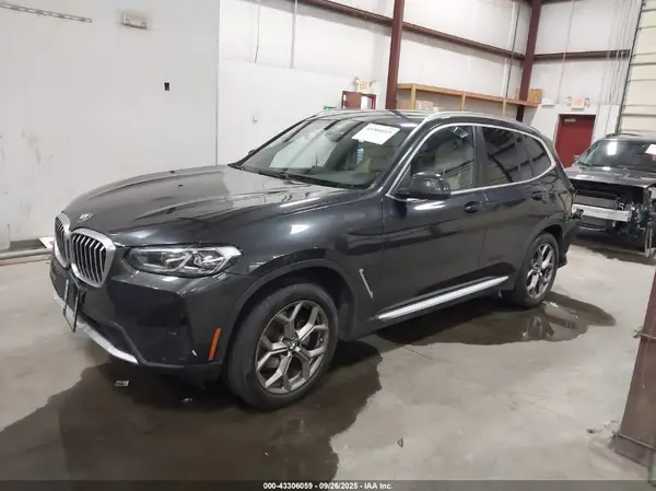 WBX57DP08NN169677 2022 BMW X3 - Image 2