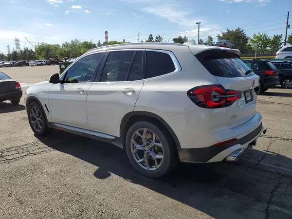 WBX57DP08NN171610 2022 BMW X3 - Image 2