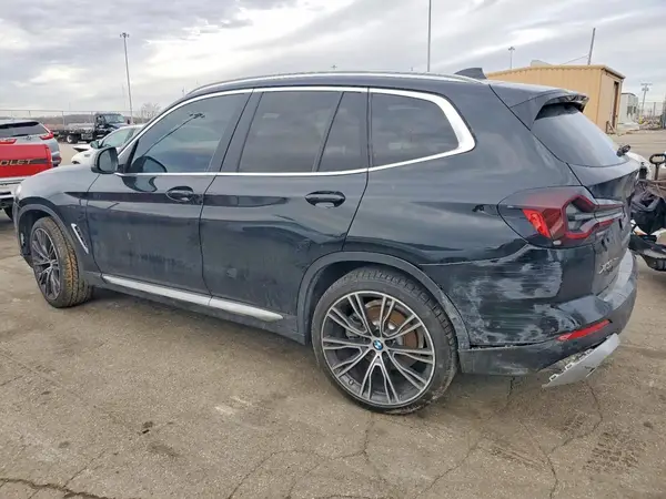 WBX57DP08NN174975 2022 BMW X3 - Image 2