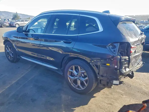 WBX57DP0XRN315924 2024 BMW X3 - Image 2