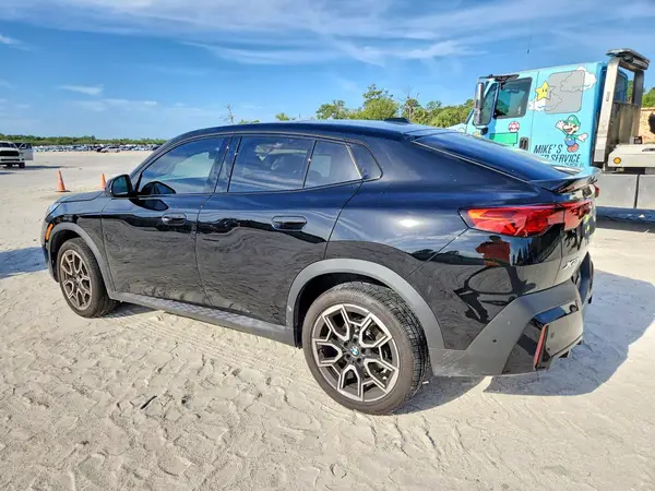 WBX63GM01S5221927 2025 BMW X2 - Image 2