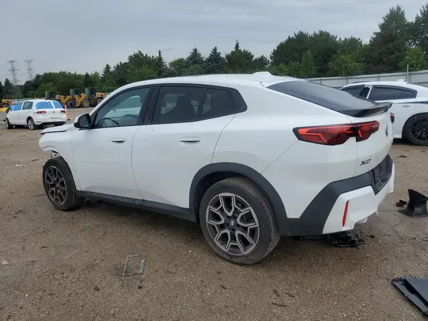 WBX63GM09R5Y47736 2024 BMW X2 - Image 2