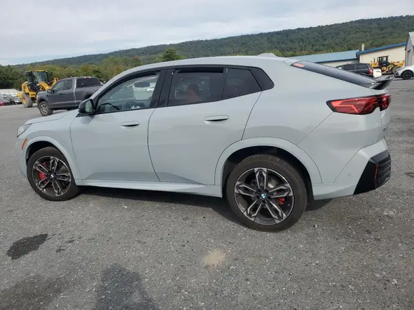 WBX63GM09S5326215 2025 BMW X2 - Image 2