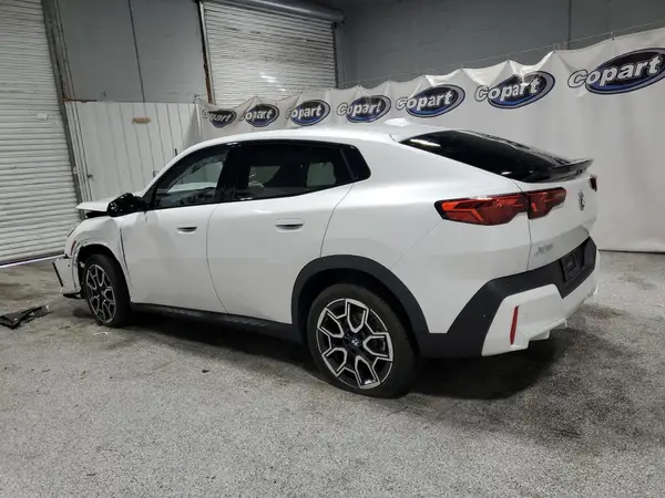 WBX63GM0XT5406561 2026 BMW X2 - Image 2