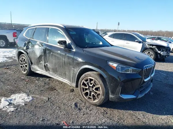WBX73EF00P5X60553 2023 BMW X1 - Image 1