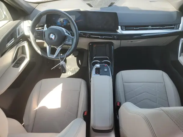 WBX73EF00R5Z01009 2024 BMW X1 - Image 8