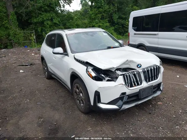 WBX73EF00R5Z05416 2024 BMW X1 - Image 1