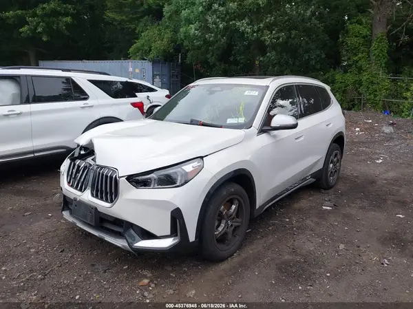 WBX73EF00R5Z05416 2024 BMW X1 - Image 2