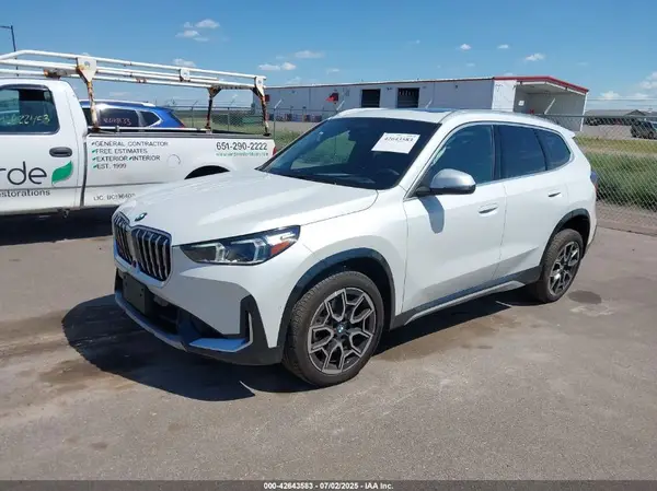 WBX73EF00R5Z82481 2024 BMW X1 - Image 2