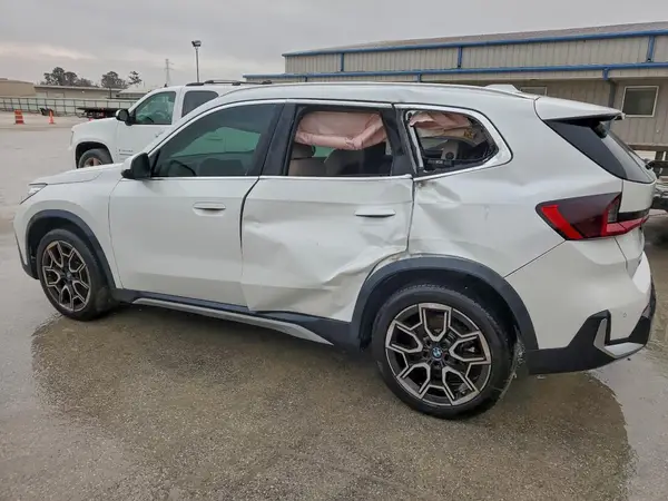 WBX73EF00S5105267 2025 BMW X1 - Image 2