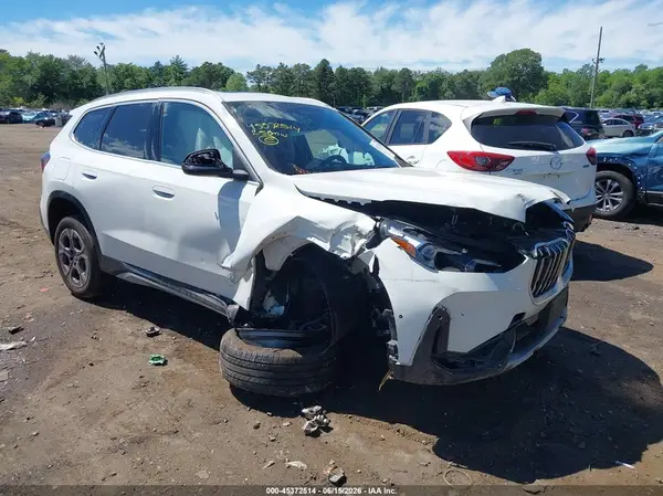 WBX73EF00S5118102 2025 BMW X1 - Image 1