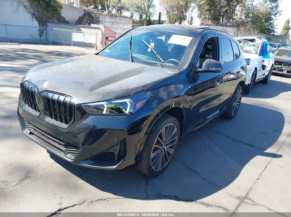 WBX73EF00S5213775 2025 BMW X1 - Image 2