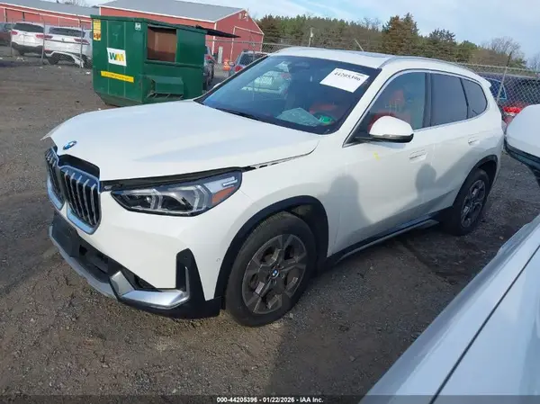 WBX73EF00S5243911 2025 BMW X1 - Image 2