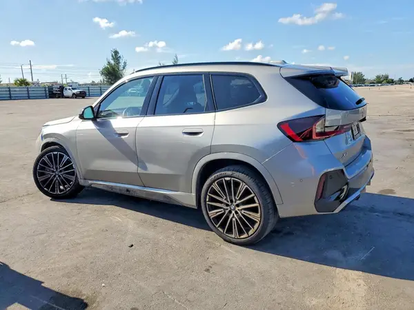 WBX73EF00S5316937 2025 BMW X1 - Image 2