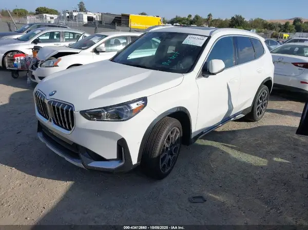 WBX73EF01S5075826 2025 BMW X1 - Image 2