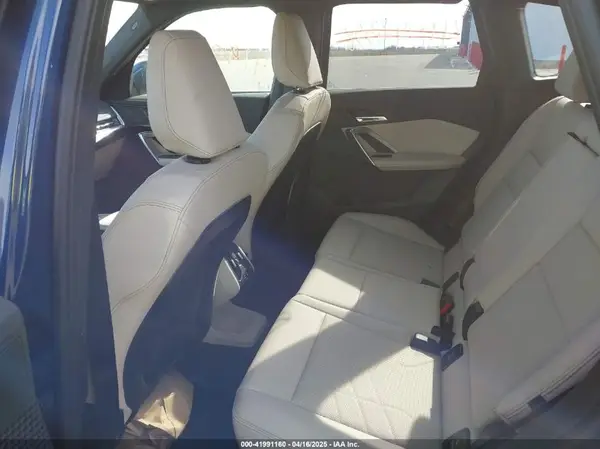 WBX73EF01S5110817 2025 BMW X1 - Image 8